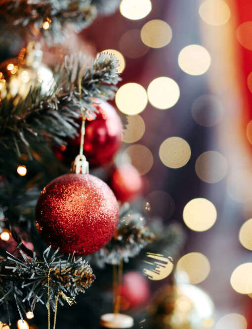 Come risparmiare con le luci dell’albero di Natale