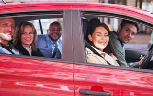 Sai cos'è il carpooling? Ecco come funziona e i vantaggi per l'ambiente