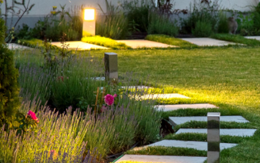Cerchi idee per illuminare il giardino? Ecco soluzioni e consigli pratici!