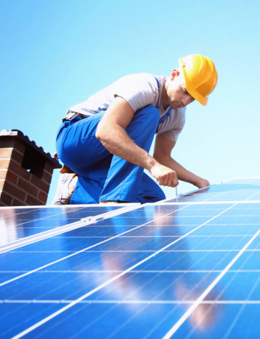 Installazione pannelli fotovoltaici: requisiti e autorizzazioni
