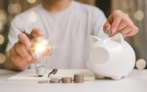 Come tornare al mercato tutelato: ma conviene? Ecco pro e contro