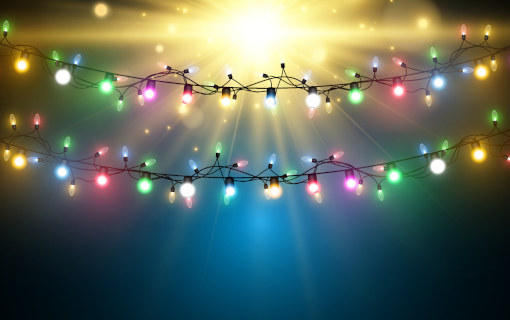 Tutto sulle luci di Natale solari: vantaggi, costo e funzionamento