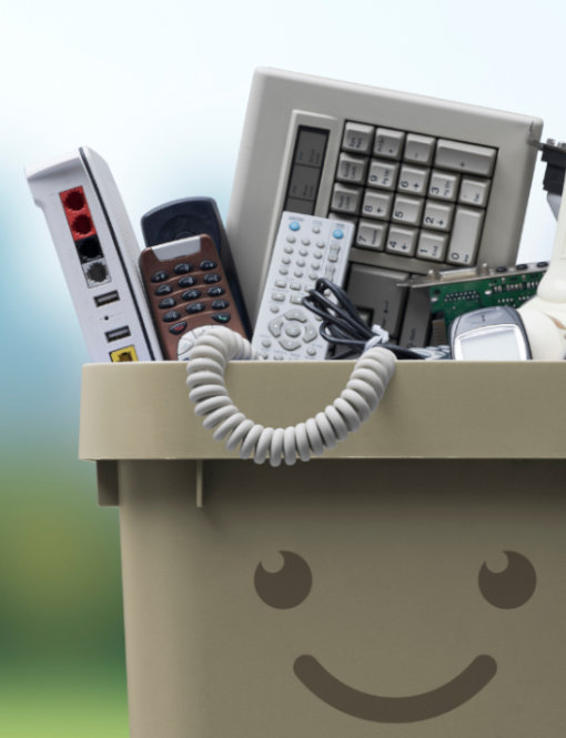 Guida pratica al RAEE: come smaltire correttamente i rifiuti elettronici