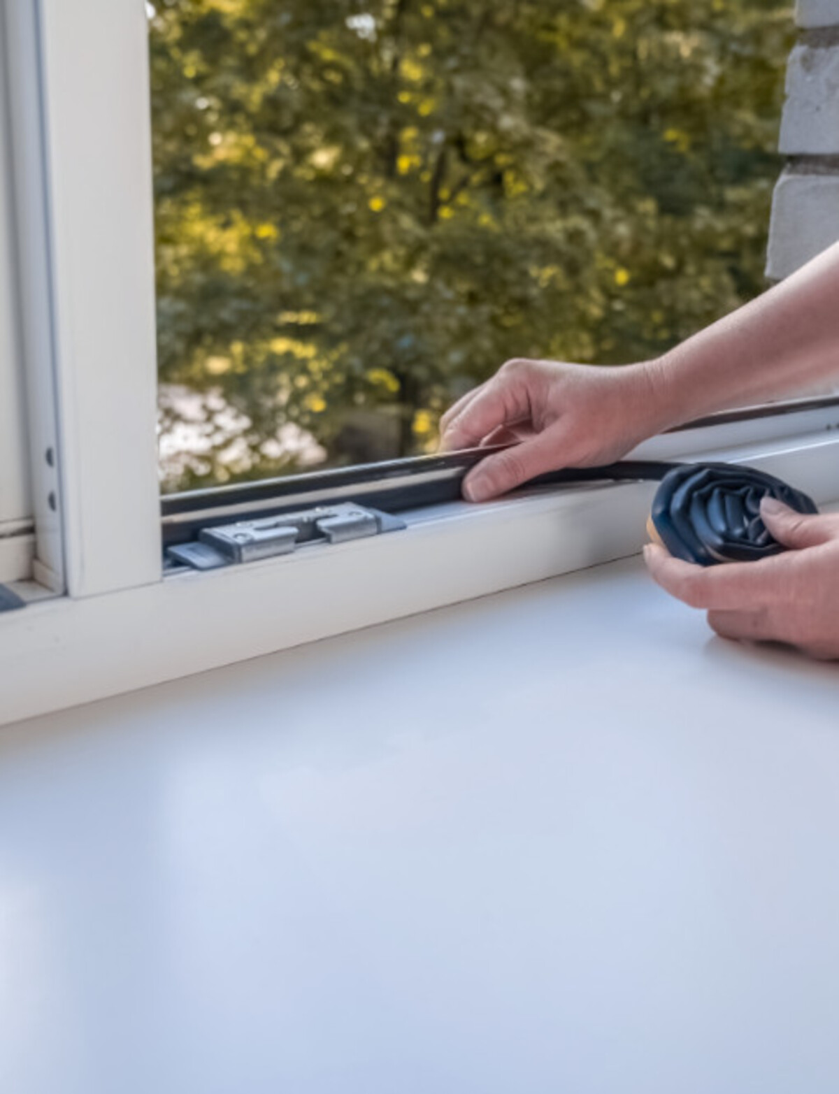 Paraspifferi Idelio Triangolare - Isolante Per Porte, Fissaggio Con Fettucce, Made In Italy - Foto 11